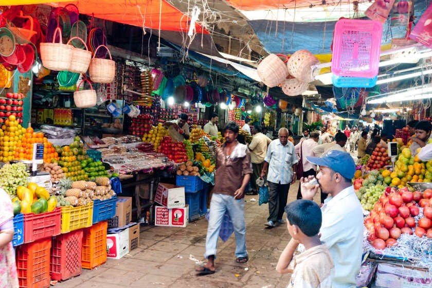 Devaraja Market Mysore 03 - Inside