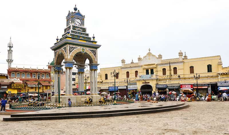 Devaraja Market Mysore 04- clock tower