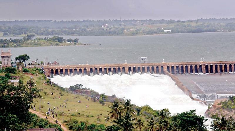 Krishna Raja Sagara Dam 04 - Dam