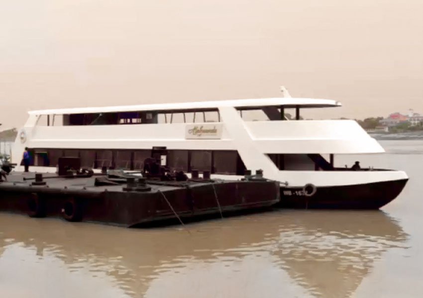 Alaknanda Cruise in Varanasi - 03