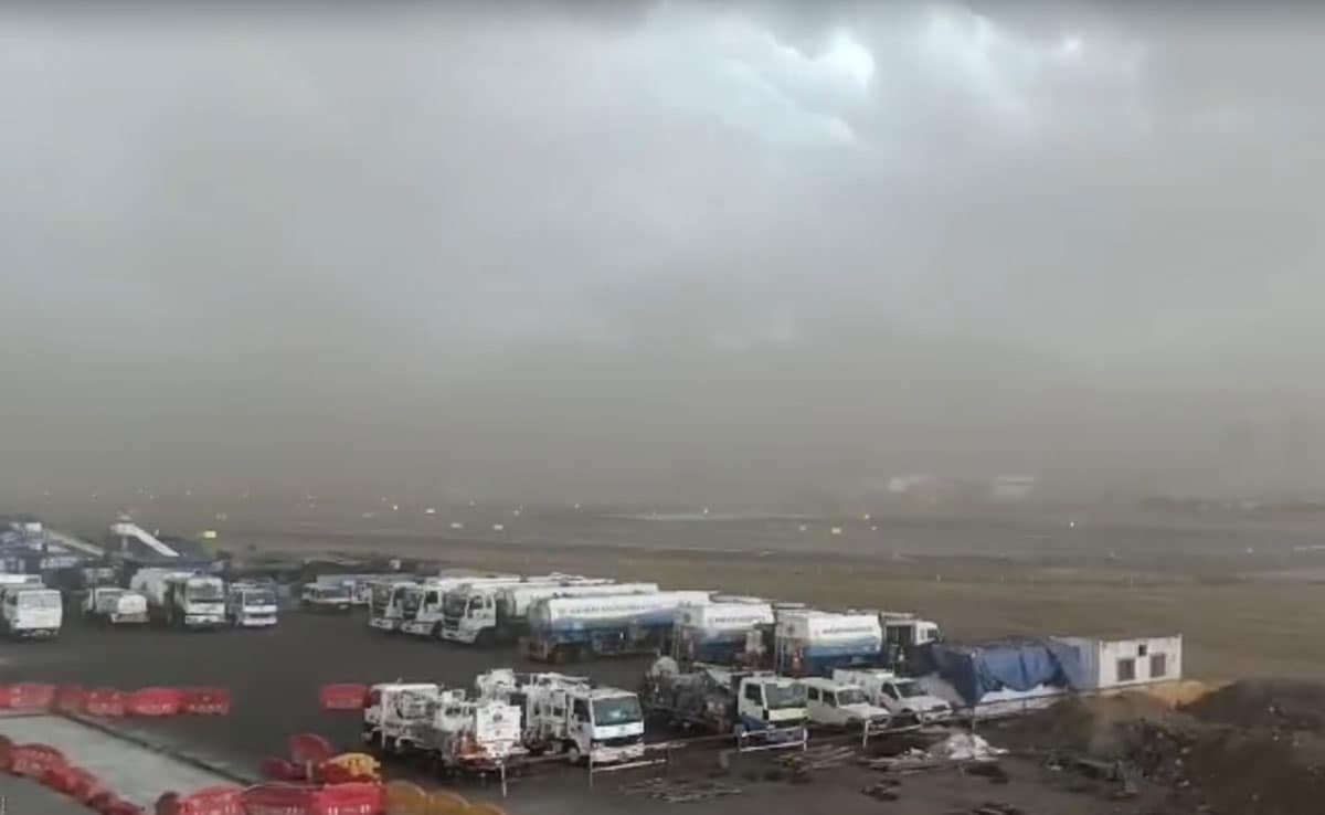 Operations at the Mumbai airport, one of the busiest airports in the country, have been hit due to the extreme weather
