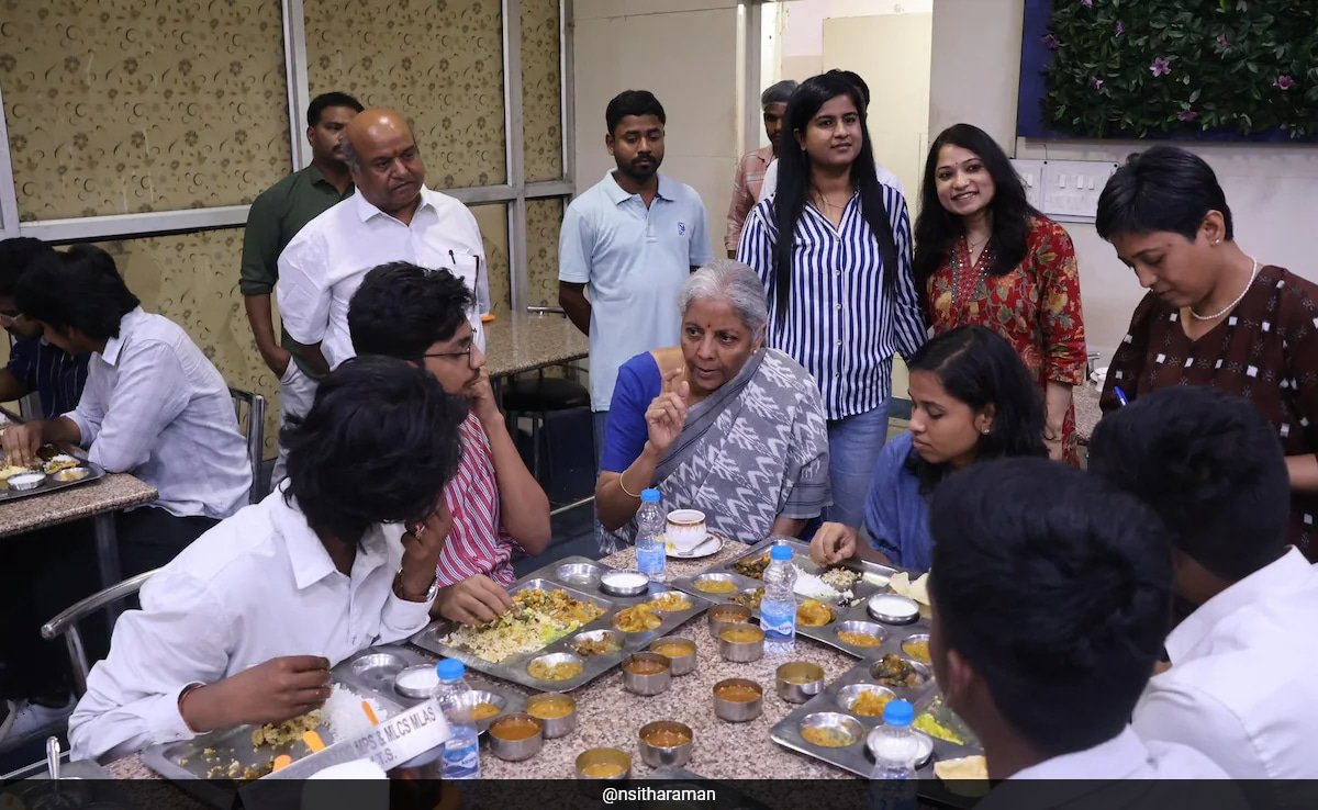 'Lively Interaction': Nirmala Sitharaman's Chat With Students Over Lunch At Bhawan Canteen