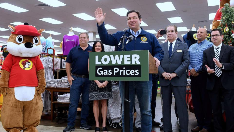 <div>DAYTONA BEACH, FLORIDA, UNITED STATES - 2021/11/22: Florida Gov. Ron DeSantis speaks at a press conference at Buc-ee's travel center, where he announced his proposal of more than $1 billion in gas tax relief for Floridians in response to rising gas prices caused by inflation. DeSantis is proposing to the Florida legislature a five-month gas tax holiday. (Photo by Paul Hennessy/SOPA Images/LightRocket via Getty Images)</div>