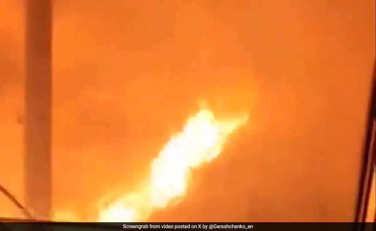 Dramatic Video Captures Train's Journey Through Siberian Wildfire